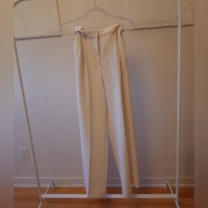 Aritzia - The Effortless Pant - Size 4 - Light birch